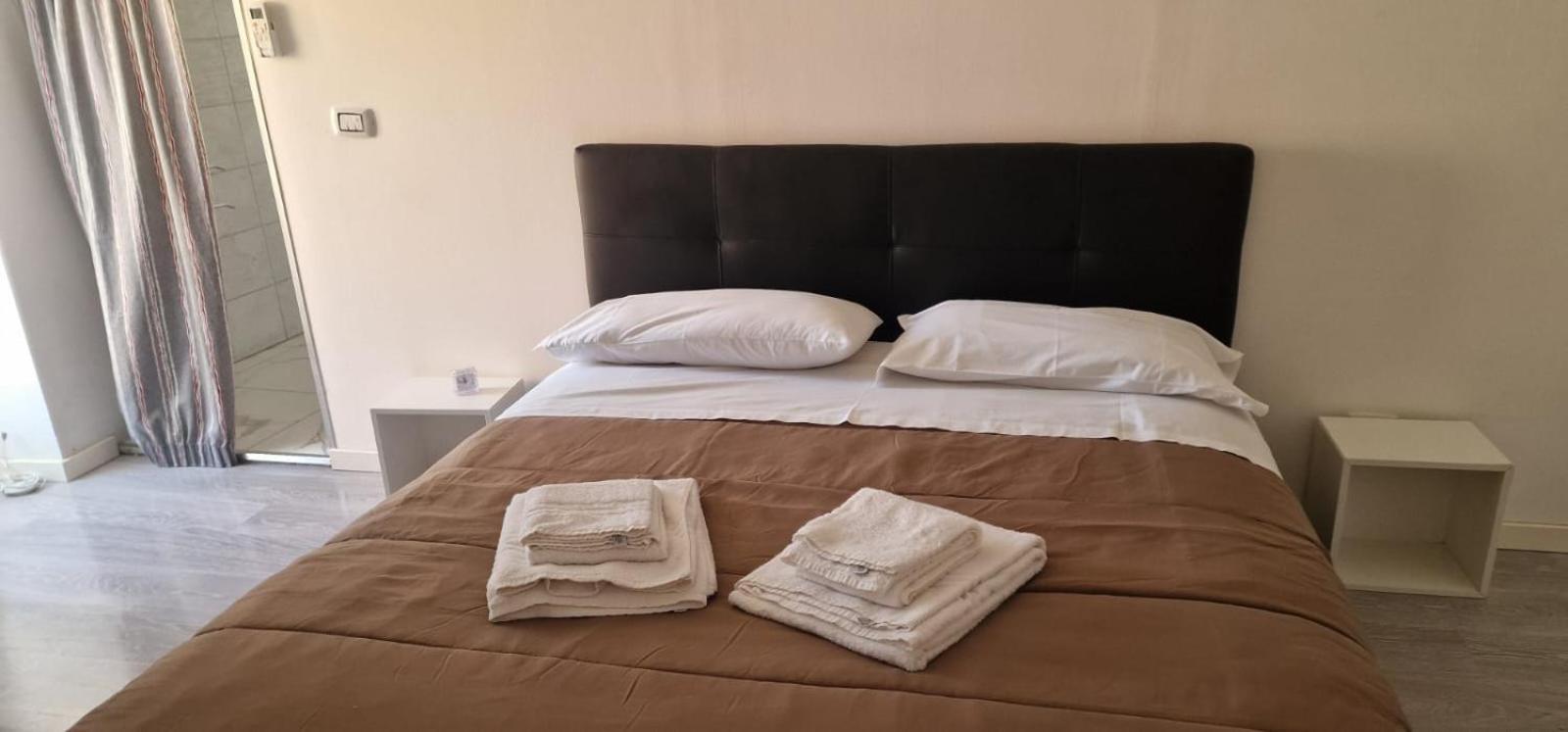 Di Fronzo Guest House T Triggiano Exterior foto