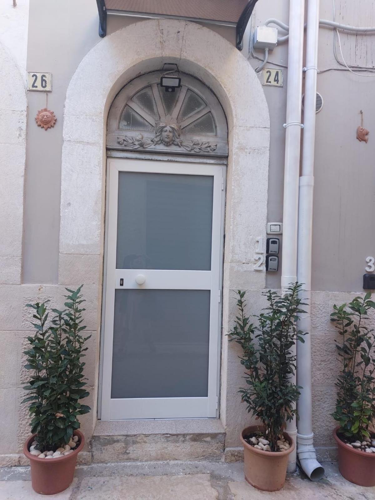 Di Fronzo Guest House T Triggiano Exterior foto